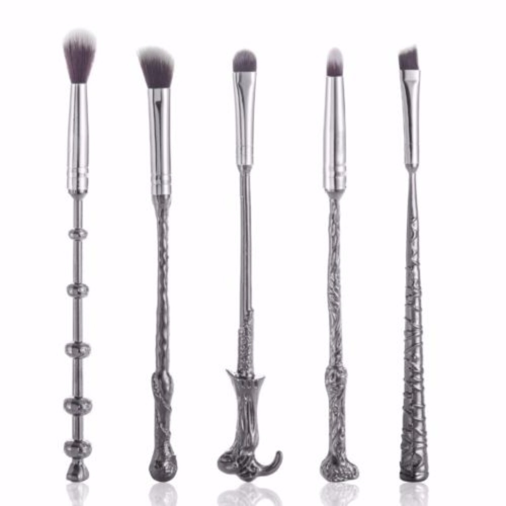 Harry Potter Wand Makeup Brush Set by Vander - Picture 2 of 8