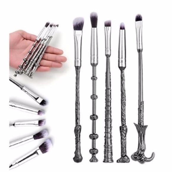 Harry Potter Wand Makeup Brush Set by Vander - Picture 6 of 8