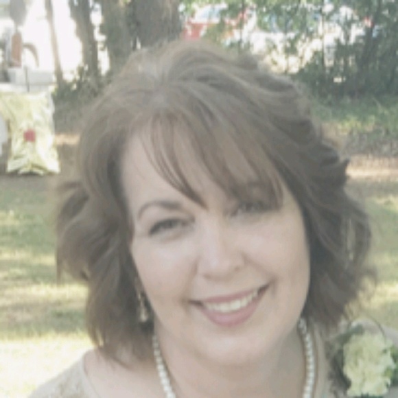 Meet your Posher, Tammy - Picture 1 of 1