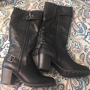 NWOT black boots