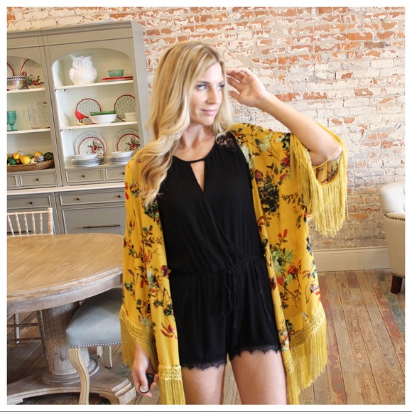 Black lace detail surplice romper - Picture 3 of 6