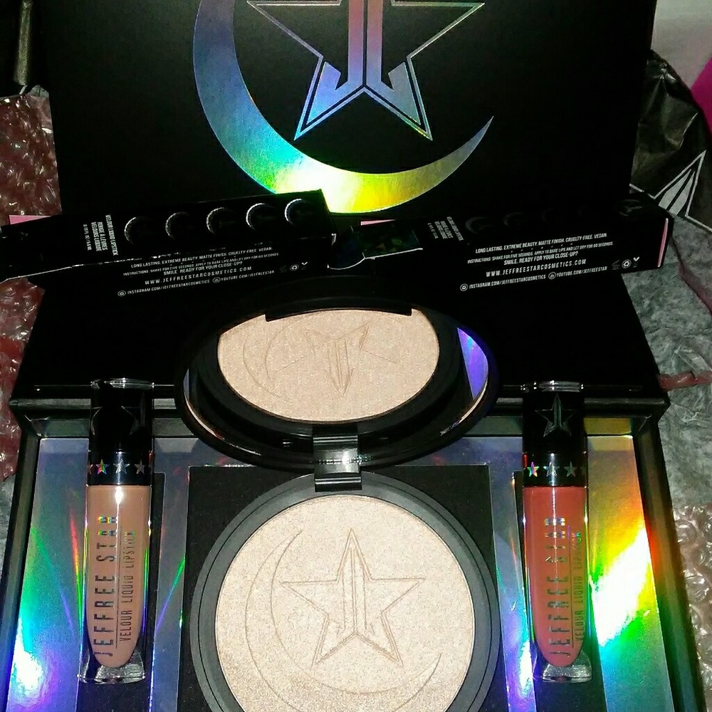 JEFFREE STAR X MANNY MUA BUNDLE BOX