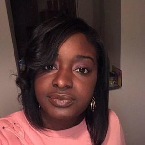 Meet your Posher, Kendra