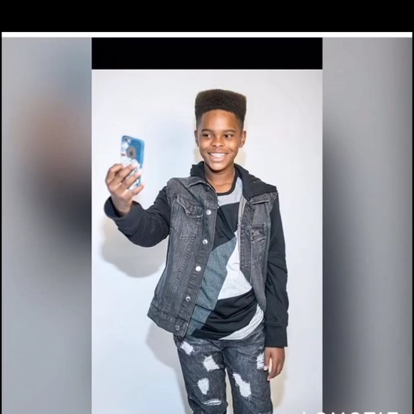 Meet your Posher, Xavier - Picture 1 of 1