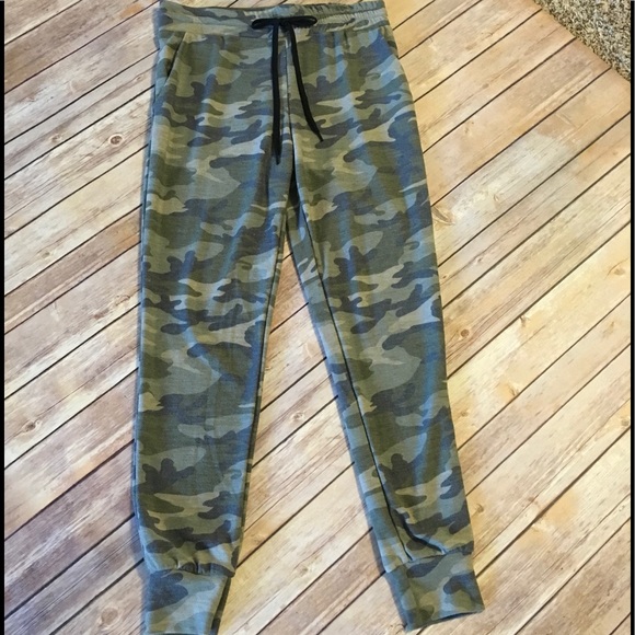 Camo joggers - Picture 5 of 6