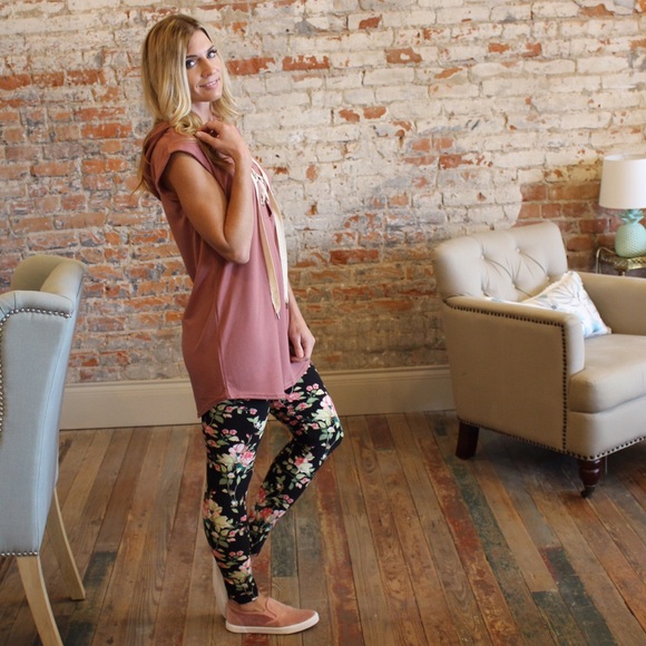 Blush velvet slip ons - Picture 4 of 4