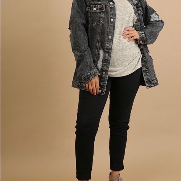 ✅PLUS✅Acid Washed Distressed  Denim Jacket - Picture 3 of 5