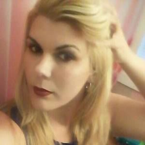 Meet your Posher, Yaima