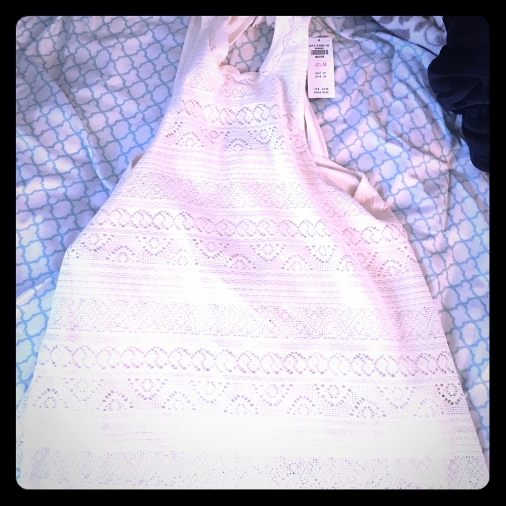 Hollister shirt brand new