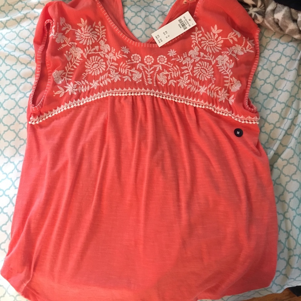 Hollister shirt