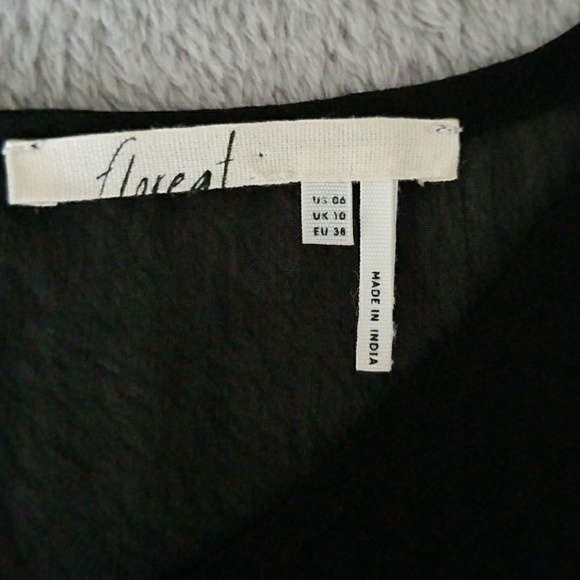 Anthropologie top size 6 - Picture 4 of 7