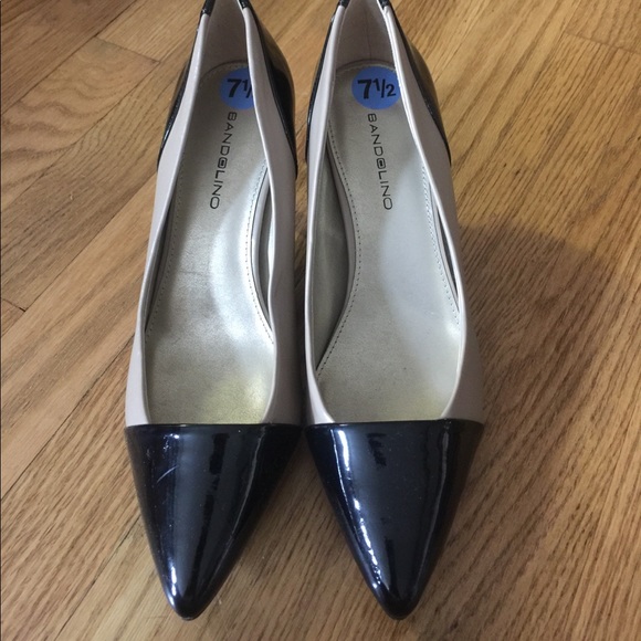 Bandolino Kitten Heel - Picture 1 of 2