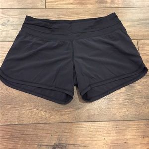 Run Times Short *4-way Stretch 4"