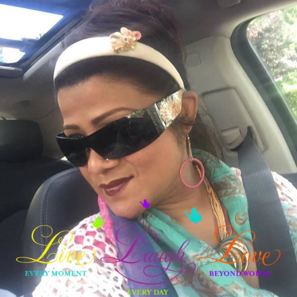 Meet your Posher, Nina