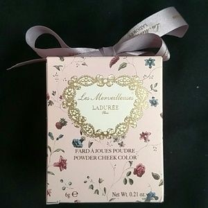 Ladurée Paris Les Merveilleuses Powder Cheek Color