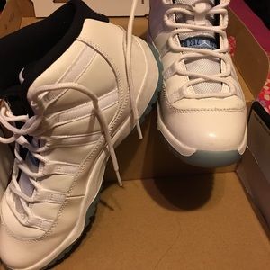 Jordans 11s