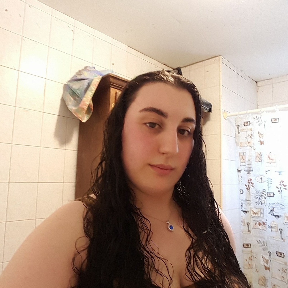 Meet your Posher, Deanna