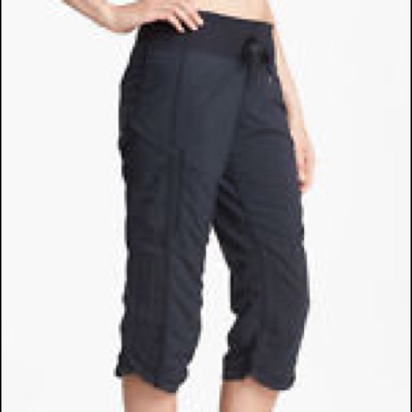 Zella capris Clearance