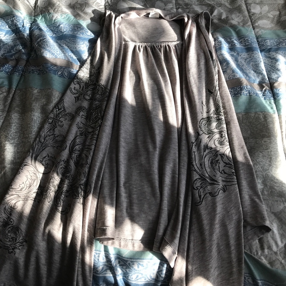 Sleeveless cardigan