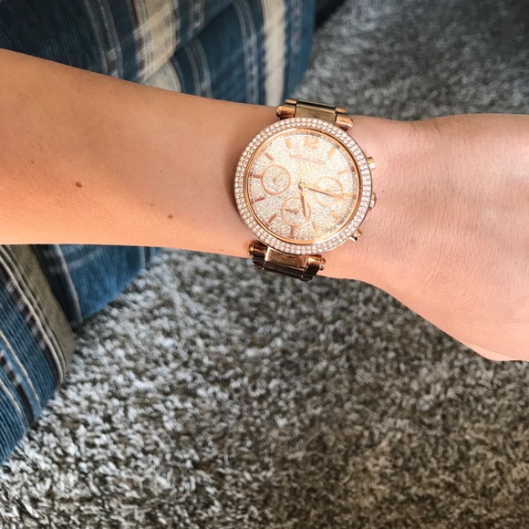 Women\'s Michael Kors Rose Gold Watch