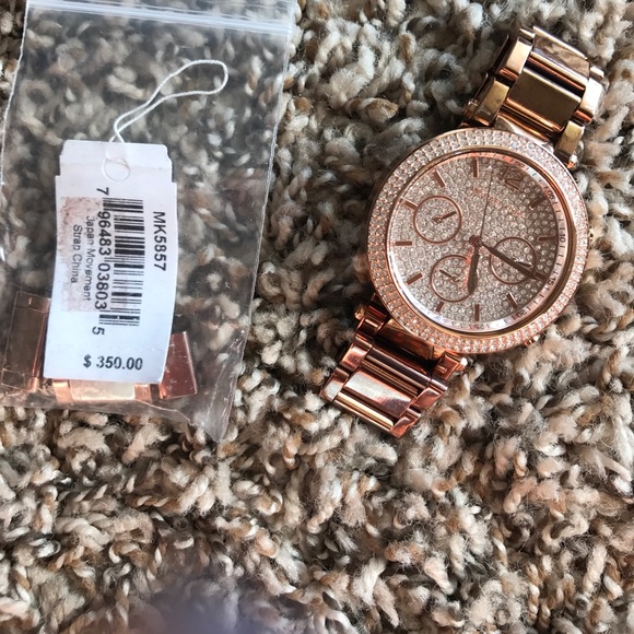 Women\'s Michael Kors Rose Gold Watch main image 4