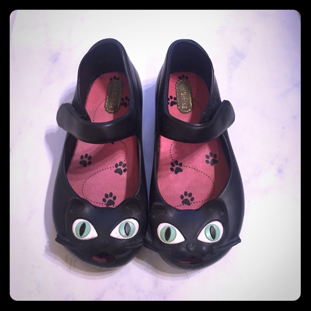 Mini melissa kitty cat shoes!