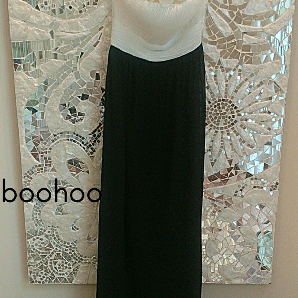 PRICE DROP🔥Maia Hemera Boohoo Dress