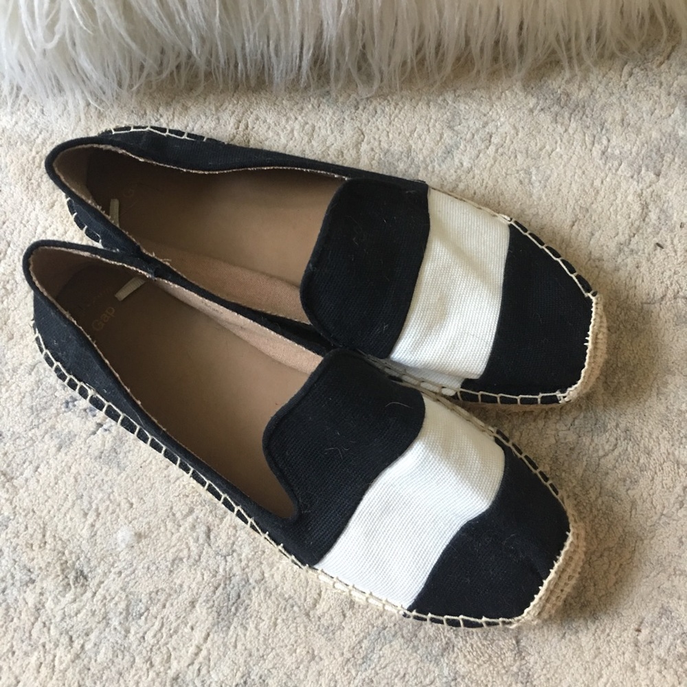 GAP Espadrilles Black & White Striped (Size 9)
