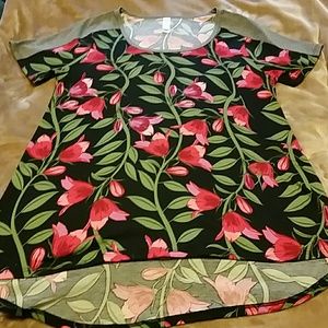 Lularoe Classic Tee
