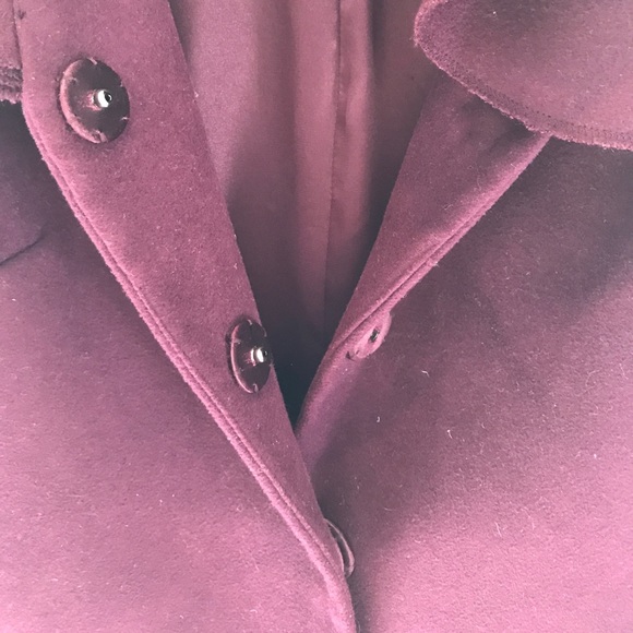 Tahari coat - Picture 3 of 4