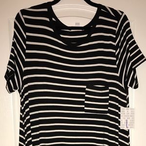 bnwt LulaRoe large Carly