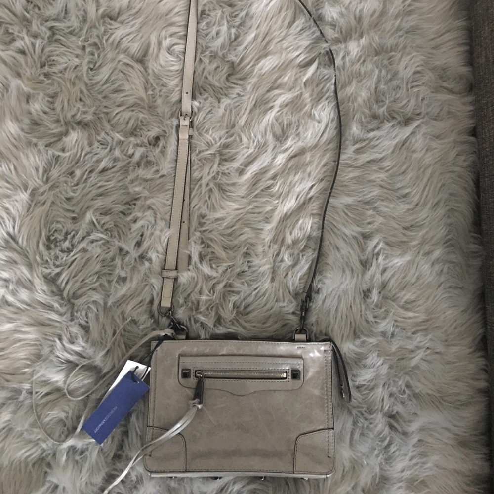 NEW‼️ Rebecca Minkoff Regan cross-body bag.