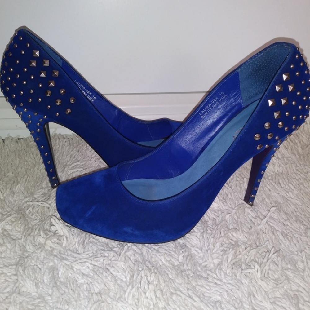 Mixx Laura Suede Pump