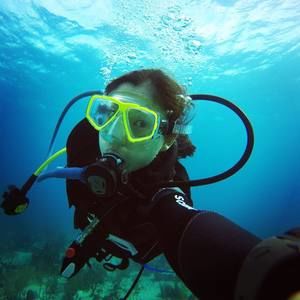 Meet your Posher, Yuhan