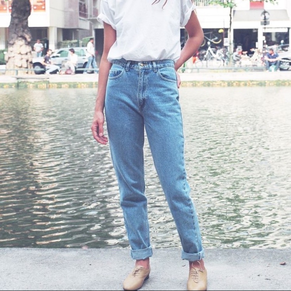 AA High Wait Jean