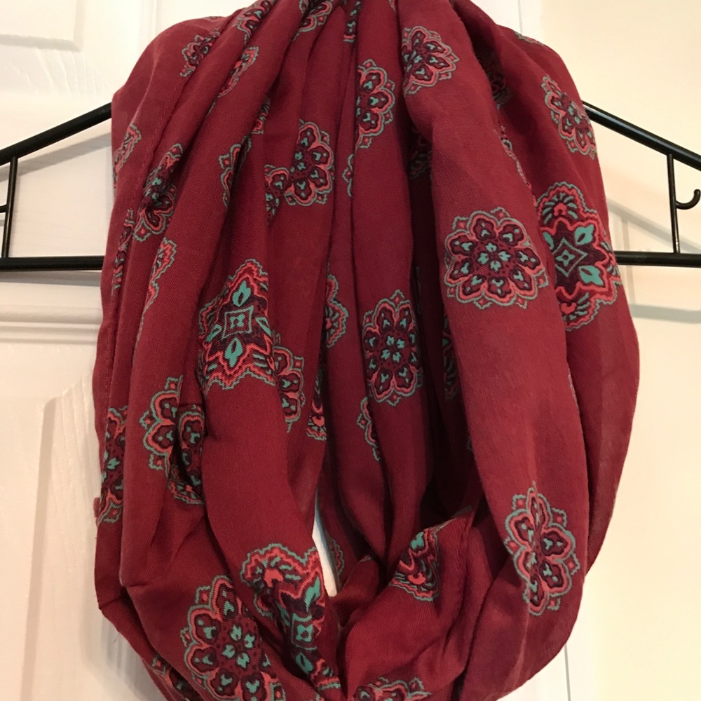 Infinity Scarf American Eagle