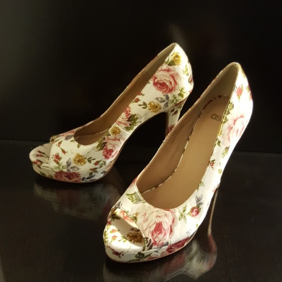 asos white pumps