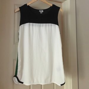 Worthington Size Large shirt.