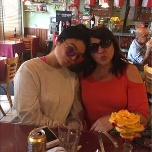 Meet your Posher, Carmen