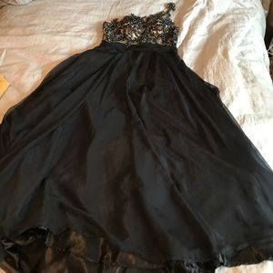 Formal one shoulder dress
