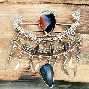 VINTAGE NATIVE INDIAN STYLE BROOCH PIN