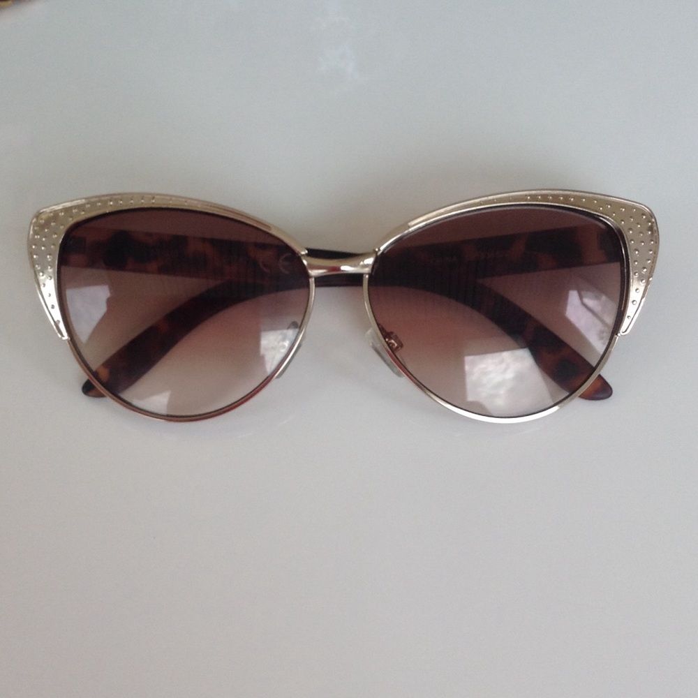 Brand New Cat Eye Sunglasses
