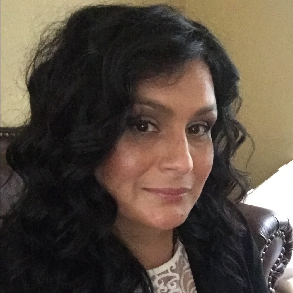 Meet your Posher, Imelda