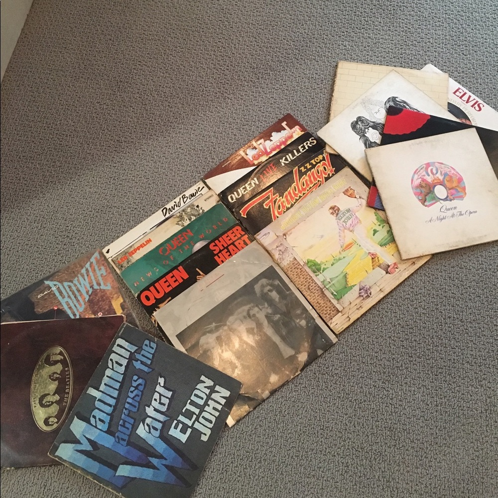 CLOSING MY ACCOUNT- everything must go!