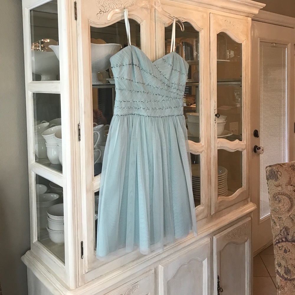 BCBG MAXAZRIA Strapless Cocktail Dress