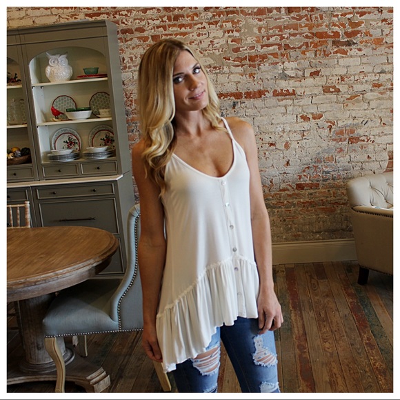 Ivory button ruffle hem high low tunic - Picture 2 of 4