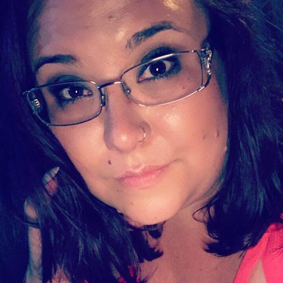 Meet your Posher, Christine - Picture 1 of 1