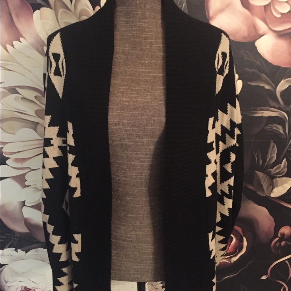 BCBG Black and Tan sweater
