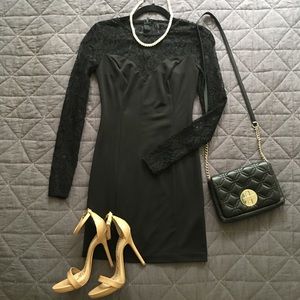 Lace bodycon black dress