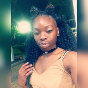 Meet your Posher, Andreanna